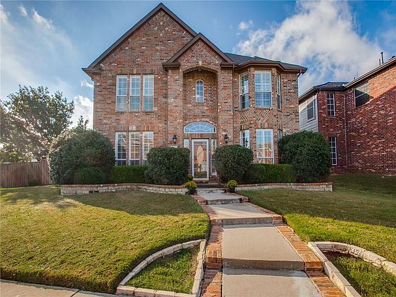 2nd image of 6101 Sidney Ln