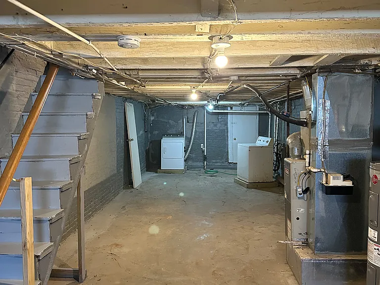 803 N Lakewood Ave — Photo 6