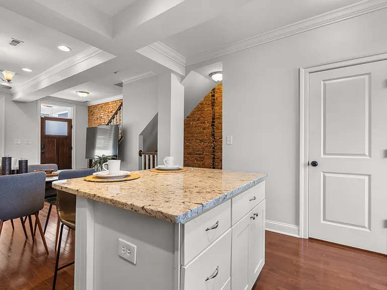1654 Gales St NE — Photo 13