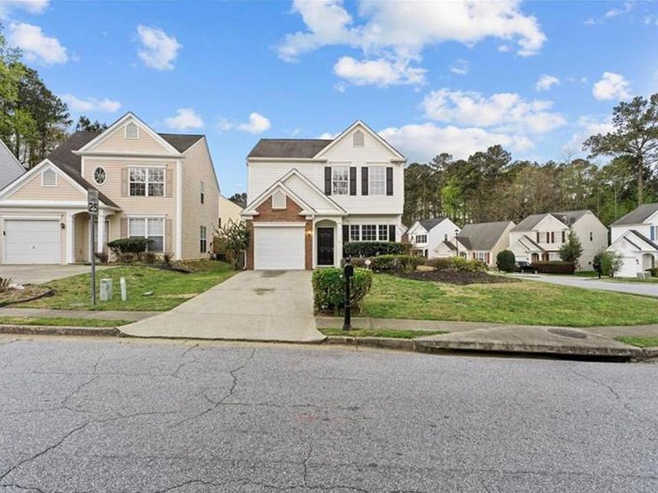 1st image of 2410 Regent Walk Dr #2413