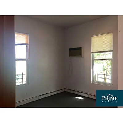 Rented by Prime Realty | media 5