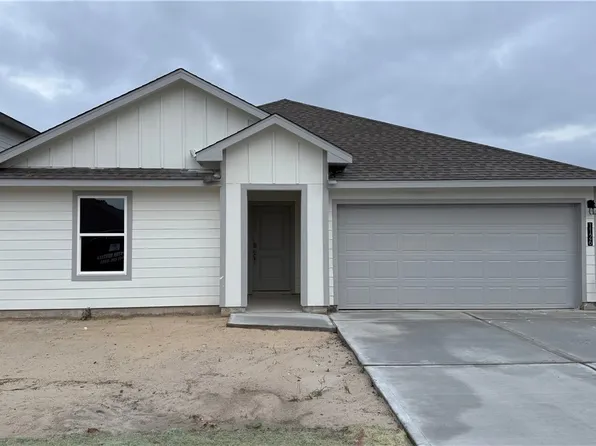 1126 Brasel Dr, Aransas Pass, TX 78336