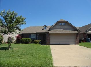 3622 E Berkeley St, Broken Arrow, OK 74014