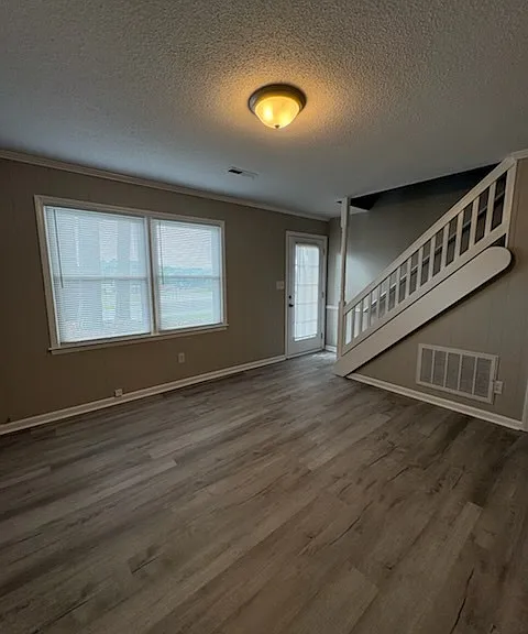 1111 Gaston St #10 — Photo 9