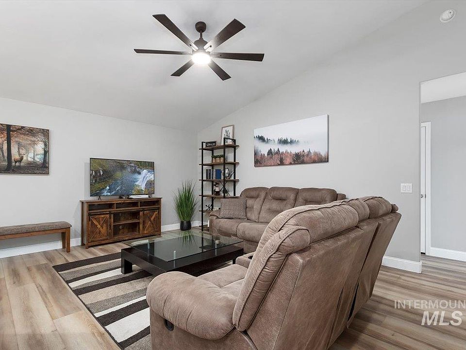 2468 E 3805 N, Filer, ID 83328 | MLS #98937862 | Zillow