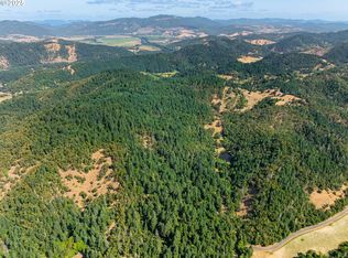 1180 Upper Cleveland Rapids Rd, Roseburg, OR 97471