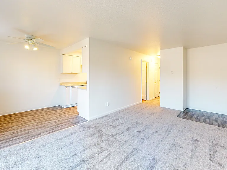 Villas-Des-Moines-Unit-A15-Unfurnished_02122025