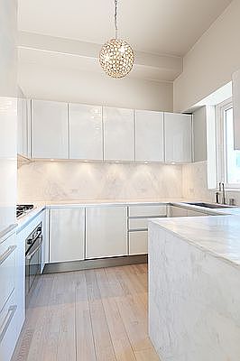 4th image of 322 W 57th St APT 15D