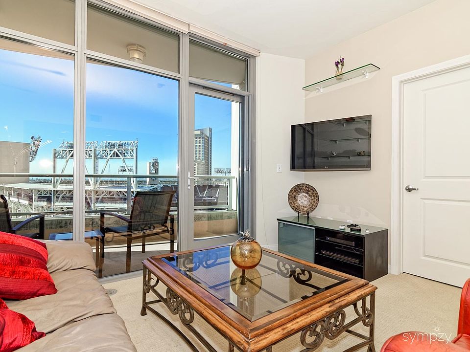 1st image of 253 10th Ave Unit 1305