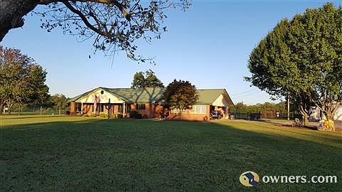Front view of home