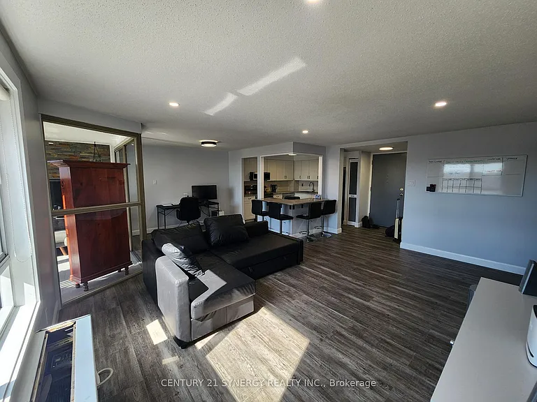 960 Teron Rd #502 — Photo 7