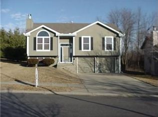 9822 NW 87th Ter, Kansas City, MO 64153