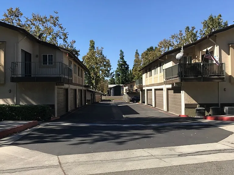 1186 E Lugonia Ave — Photo 17