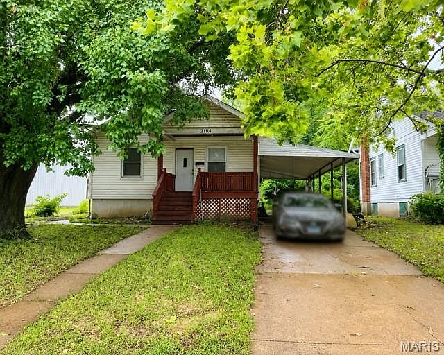 1st image of 2104 McLaran Ave