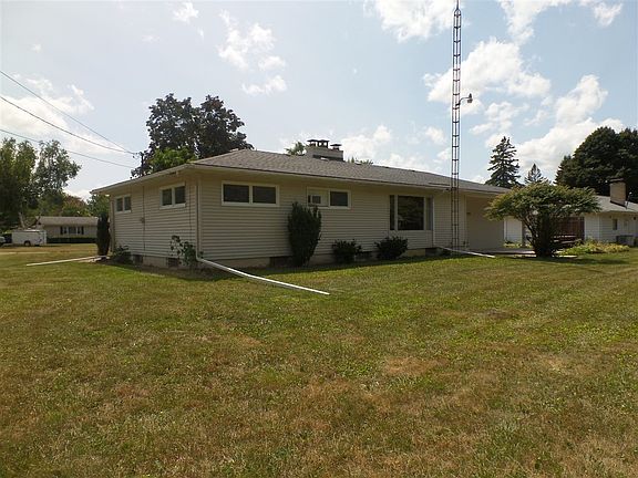 3rd image of 3160 Coralene Dr