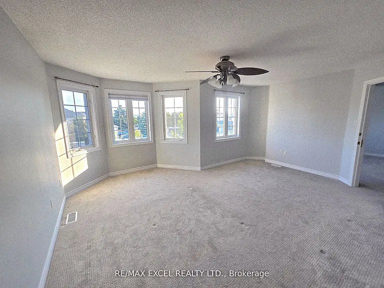 38 Shaina Ct #MAIN 2ND FLOOR — Photo 14