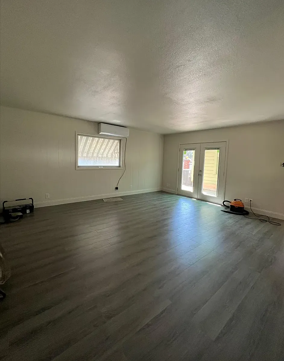 Building Photo - 2101 Brunson Ave #B