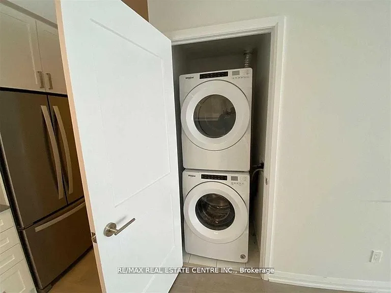 7895 Jane St E #2708 — Photo 12