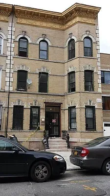 Rented by EXR | media 28