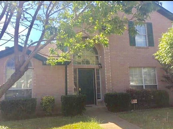 2nd image of 2529 Park Valley Dr