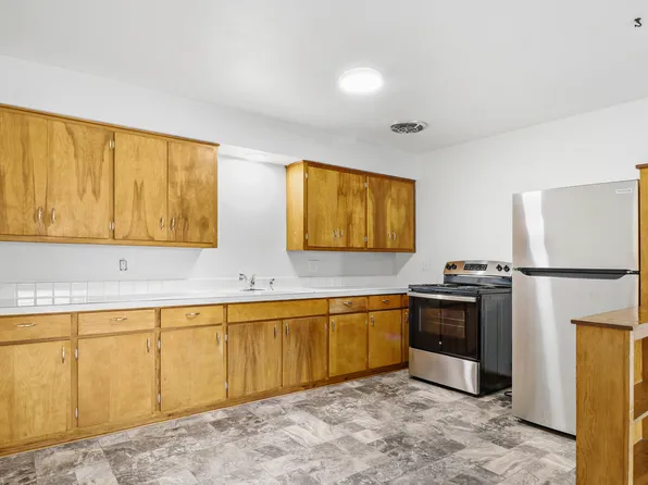 204 Spruce St APT 1, Sauk City, WI 53583