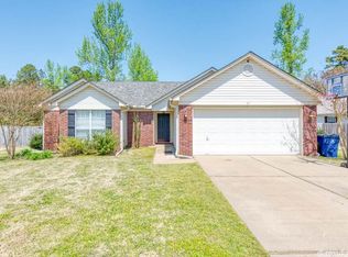 67 Meadow Ridge Loop, Maumelle, AR 72113