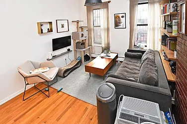 531 East 11th Street