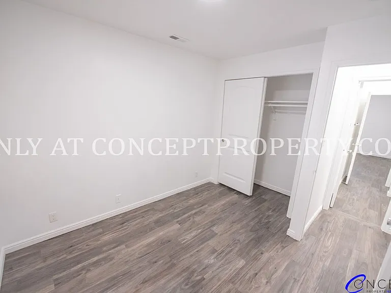 Foothill Terrace — Photo 302