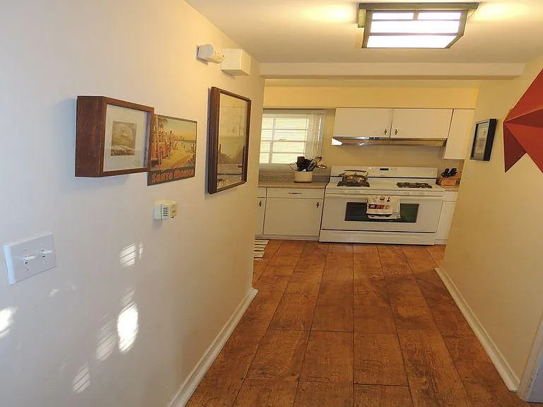 2321 2nd St #2 — Photo 11