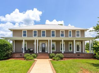 595 Stanley Ln, Eastaboga, AL 36260