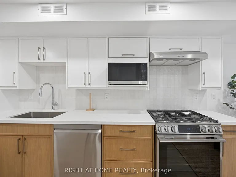91 Barton Ave #6 — Photo 4