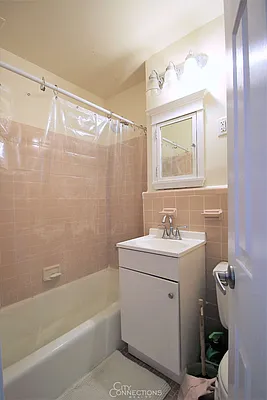 Rented by City Connections Realty | media 22