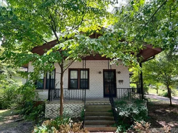 702 N Izard St, Forrest City, AR 72335