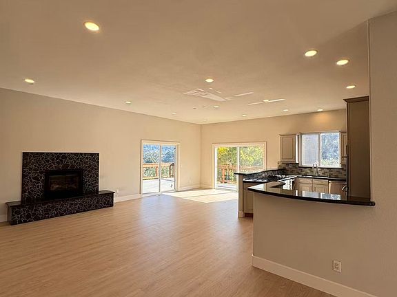 5th image of 4312 Santa Rita Rd