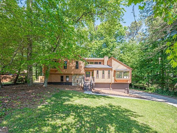 4th image of 3723 Townsend Way