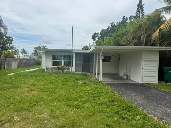 2632 Weeks Ave, Naples, FL 34112