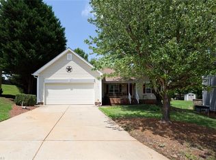 6 Dunchurch Ct, Greensboro, NC 27455