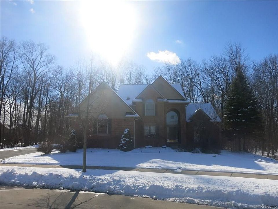 1st image of 45693 Balfour Ct