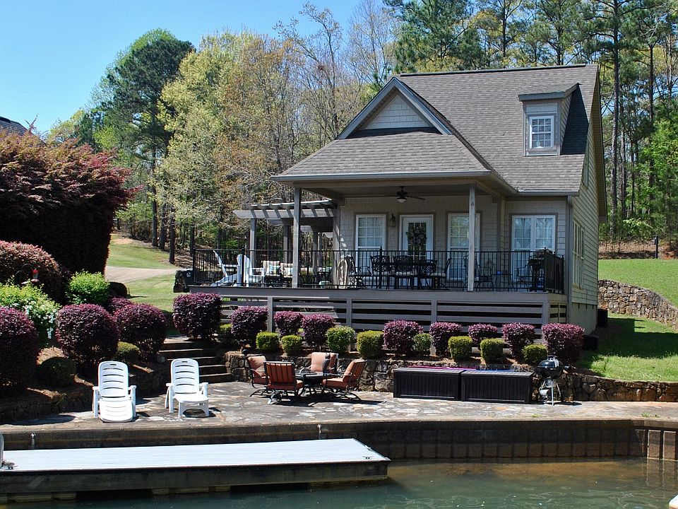 1st image of 161 Cottage Ct