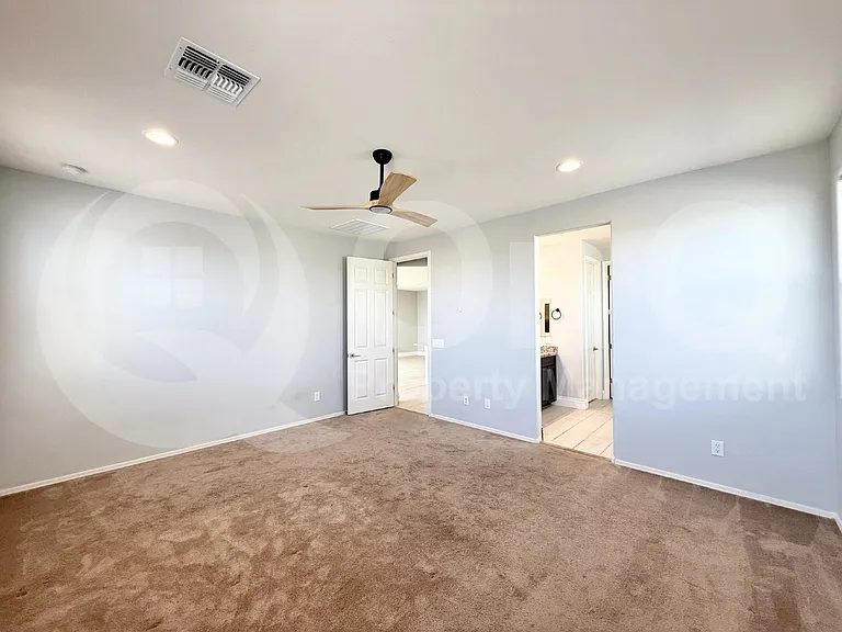 18797 W Becker Ct — Photo 9