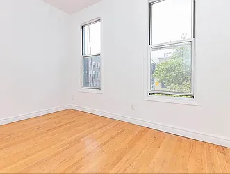 Rented by Century 21 Premier 