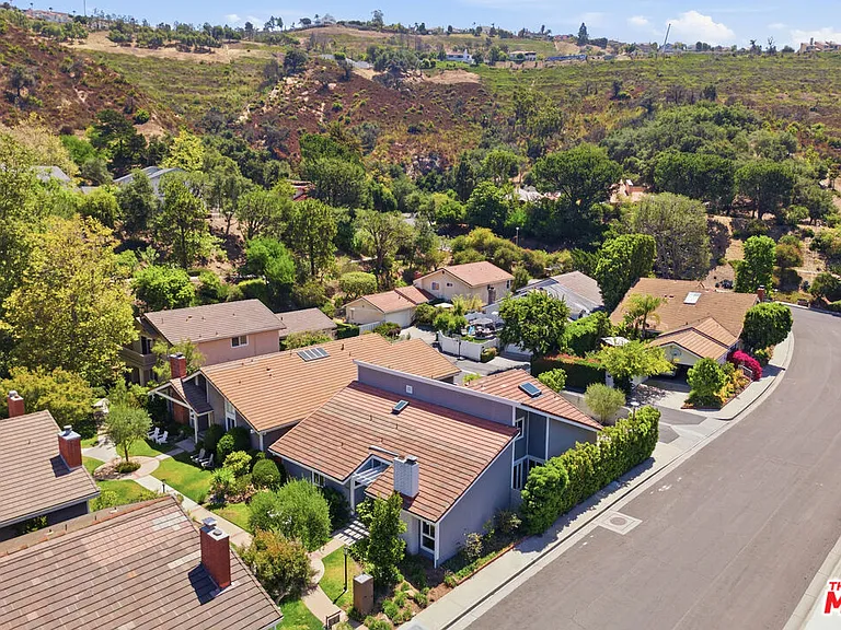 1314 Avenida De Cortez — Photo 42