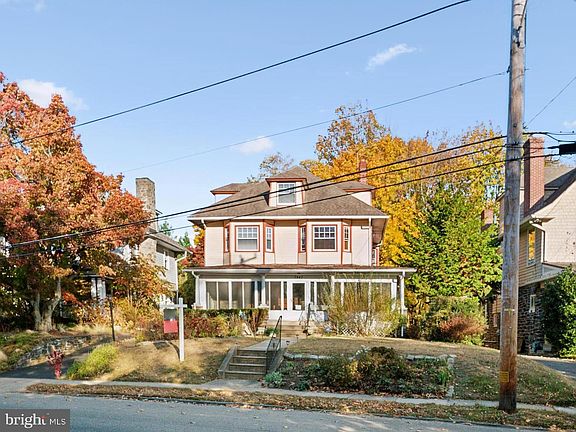 2nd image of 7947 Montgomery Ave
