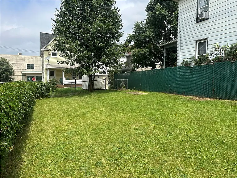 431 W Wayne St — Photo 27