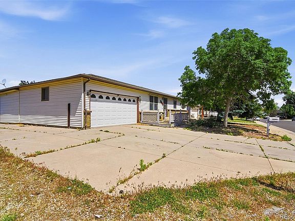 3rd image of 3093 S Olathe Way