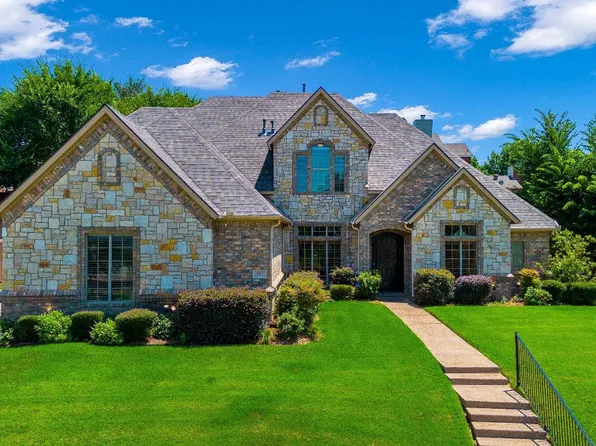 1013 Drake Dr, Euless, TX 76039