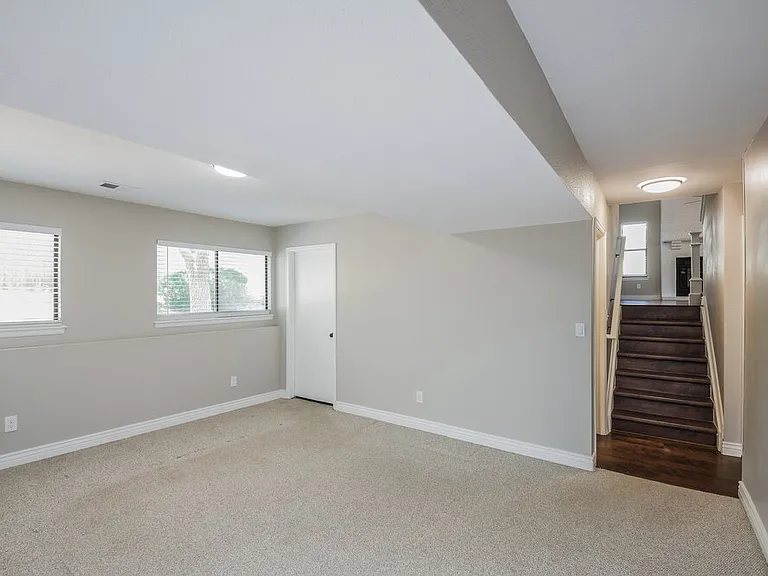 514 Timberline Pl — Photo 16