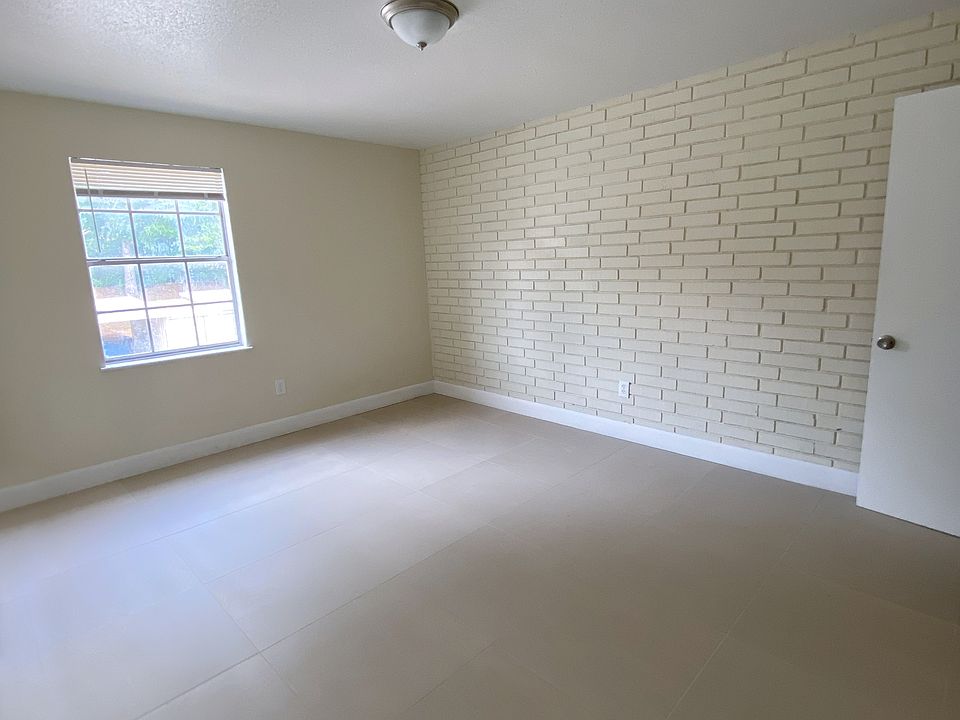 1st image of 2295 Candlewyck Cir #1
