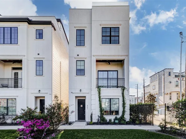 2751 Freund St, Houston, TX 77003