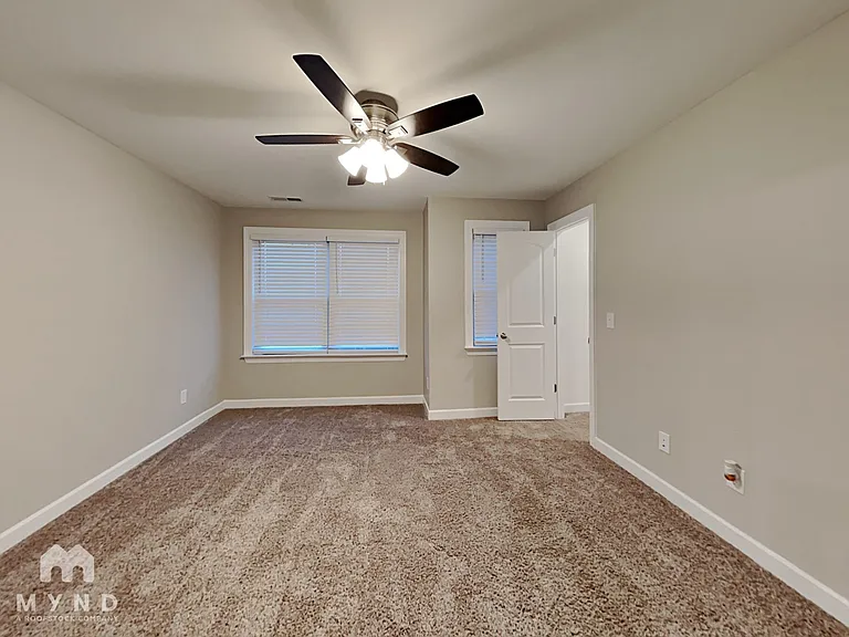 507 E Castle St — Photo 6